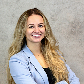 Frau Sophia Biehal