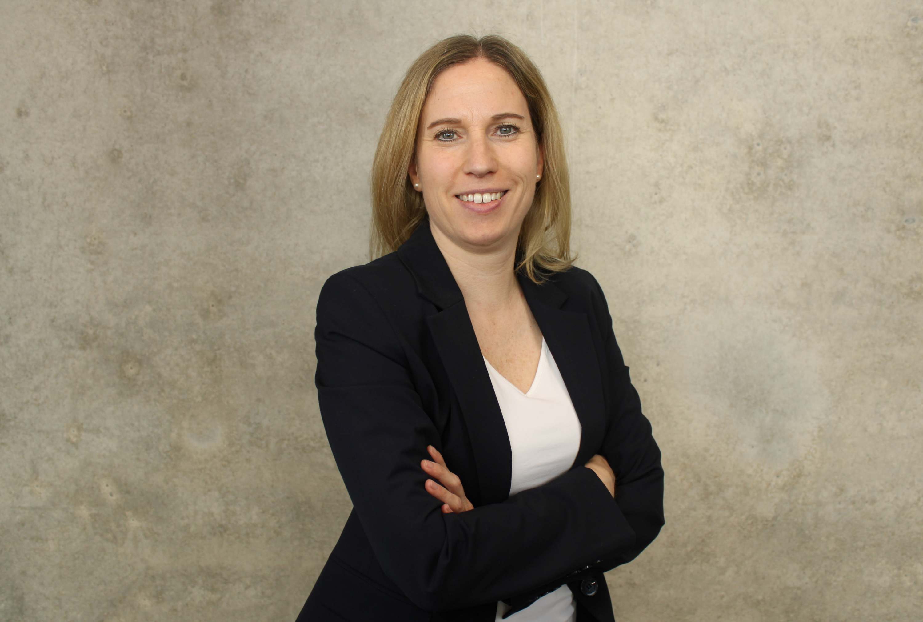 Frau Diana Schantz